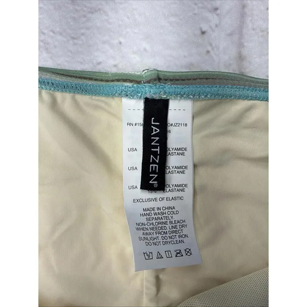 NWT Jantzen Smoothing Controlling UPF 50 Swim Bikini Tankini Bottom Stripe 16